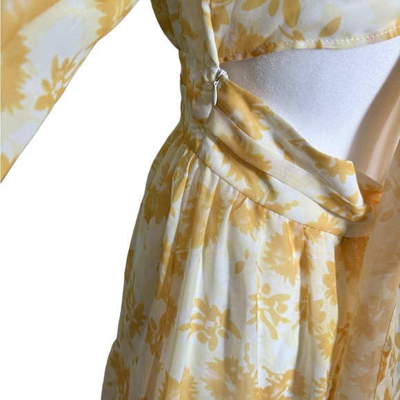 C+D+M Yellow and White Off the Shoulder Tie Back Mini Dress Size L. NWT. - Picture 8 of 10